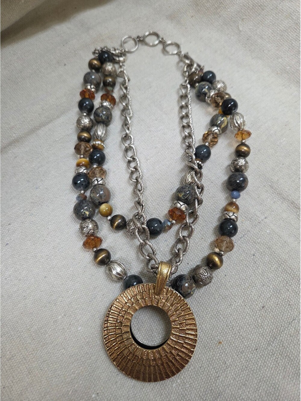 Top Notch" Interchangeable Statement Necklace by Premier Designs
